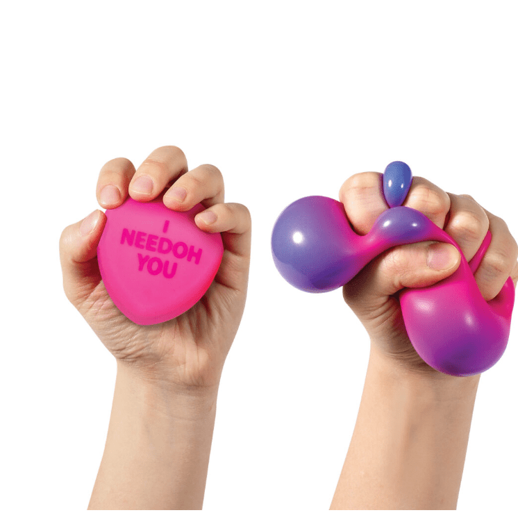 NeeDoh Color Change Squeeze Heart - Image 2